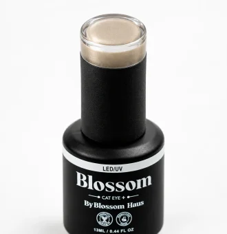 Esmalte en gel Cat Eye+ Blossom, 13 ml, tono crema — detalle