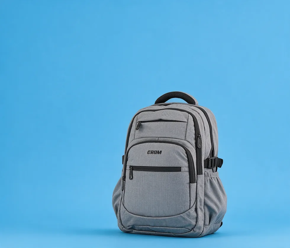 Morral Crom gris sobre fondo azul